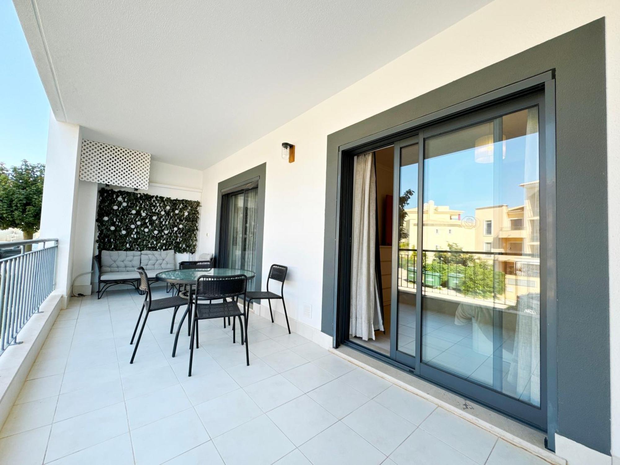 Vista Das Ondas Olhos De Agua Apartment Eksteriør billede